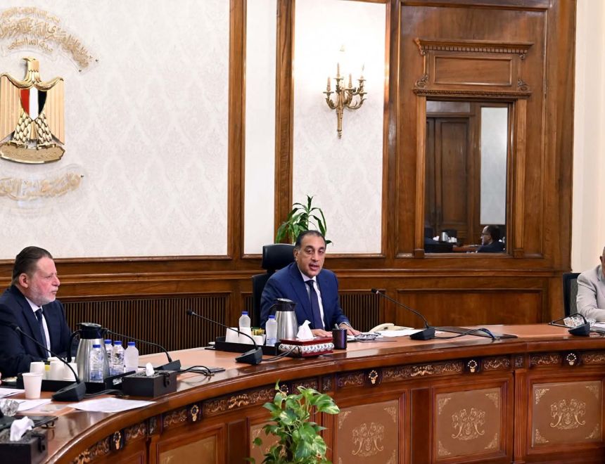 رئيس الوزراء يتابع خطة توفير مخزون مطمئن من المواد البترولية والغاز الطبيعي