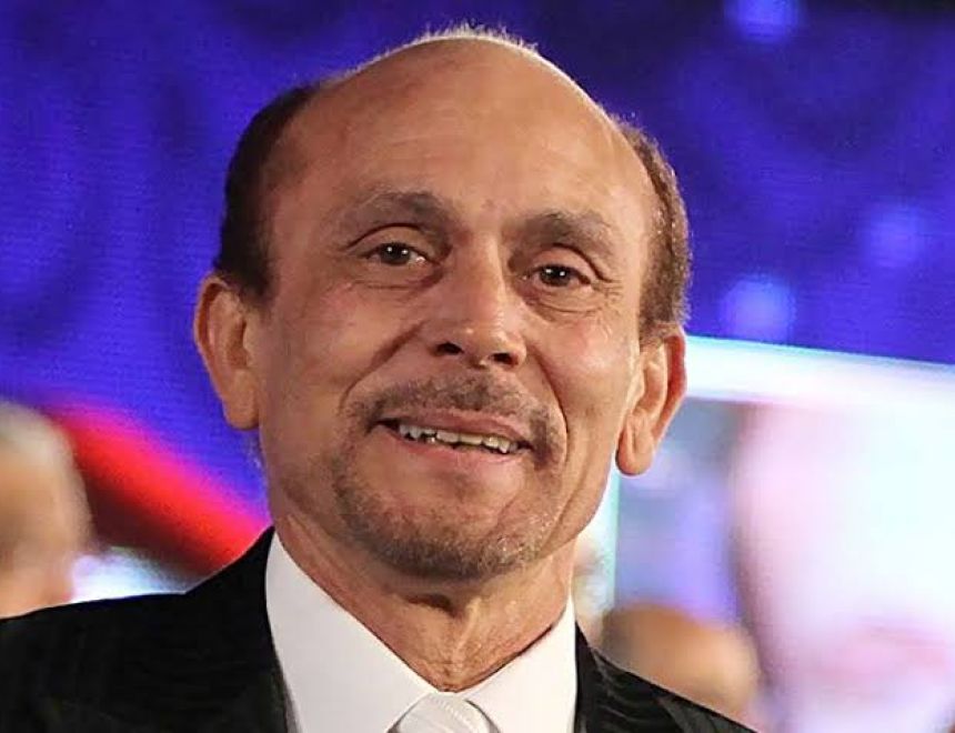 نقل الفنان محمد صبحى إلى المستشفى بعد تعرضه لوعكة صحية