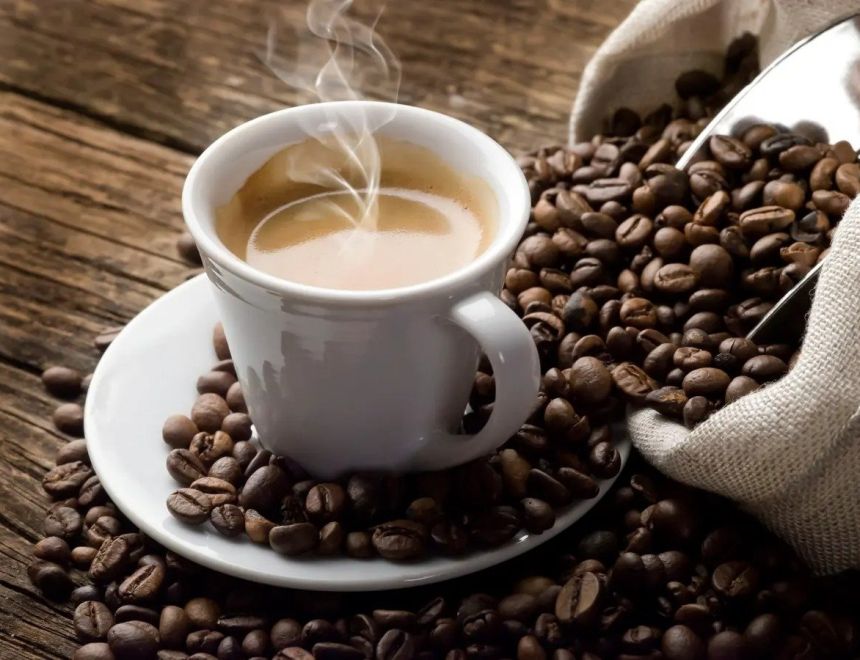 دراسة توضح ما هو تأثير تناول أول فنجان قهوة في الصباح؟