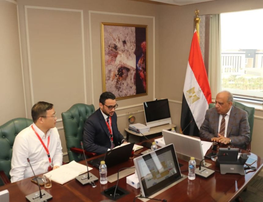 وزير الكهرباء يبحث مع مجموعة سانجرو " SUNGROW”الصينية التعاون فى مجالات تصنيع مهمات الطاقة المتجددة ومجريات تنفيذ مصنع بطاريات تخزين الطاقة