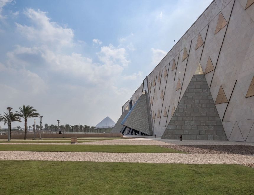 الأحد القادم بدء تطبيق نظام الحجز المسبق بالمواعيد الزمنية لتنظيم الزيارة بالمتحف المصري الكبير