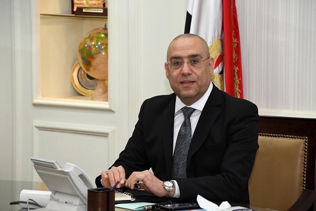 وزير الإسكان يتابع موقف تنفيذ وحدات المبادرة الرئاسية " سكن كل المصريين "