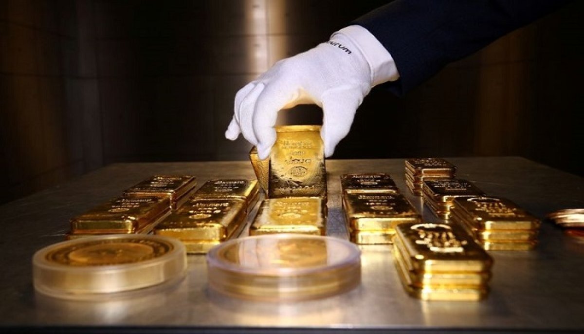 «آي صاغة»: ارتباك في الأسواق العالمية وتراجع طفيف لأسعار الذهب بالسوق المحلي