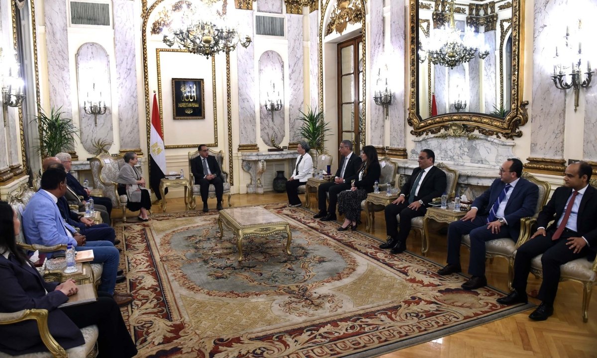 رئيس الوزراء يبحث مع الأميرة عالية بنت الحسين فرص تعزيز التعاون بين البلدين