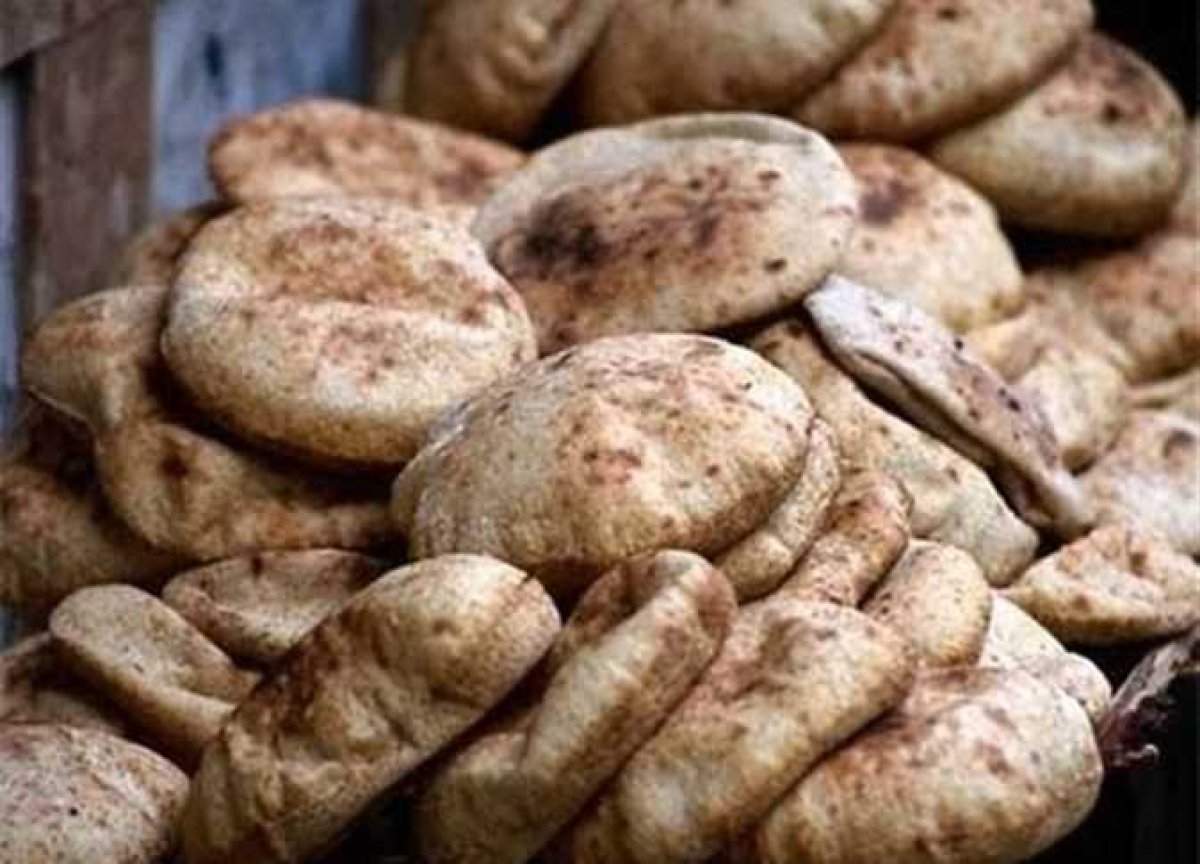 الحكومة تنفي شائعة صدور قرار برفع سعر رغيف الخبز المدعم تزامناً مع زيادة تكلفة إنتاجه