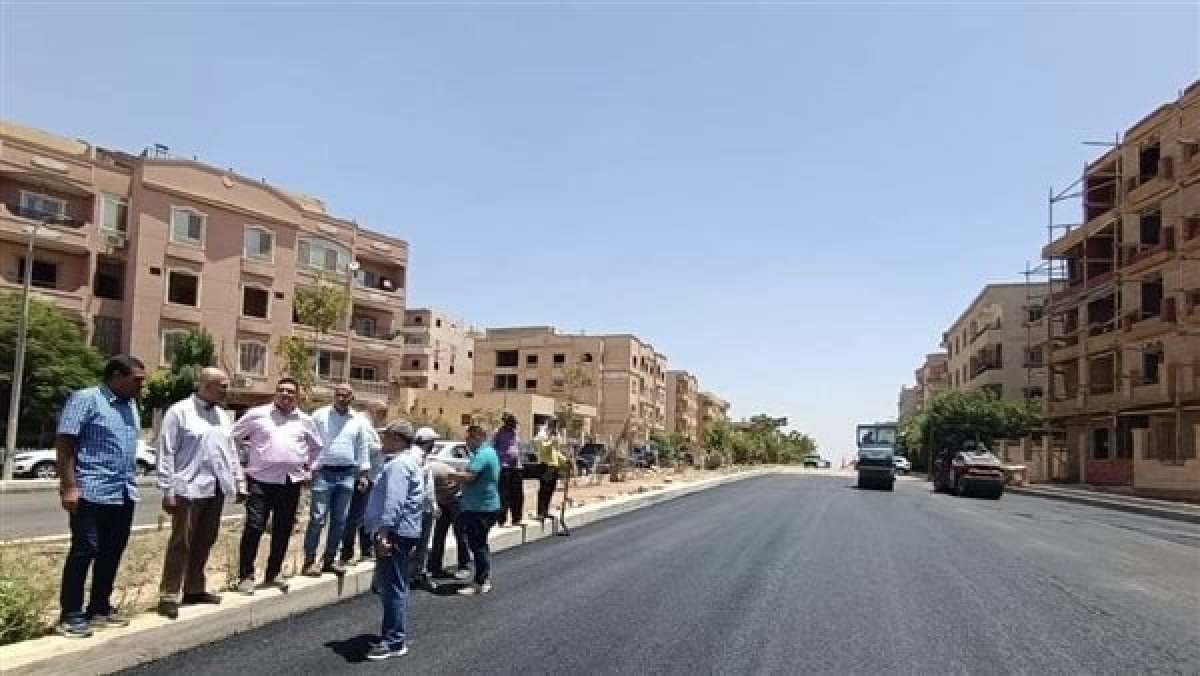 مسئولو «الإسكان» يتفقدون أعمال التطوير بمدينة العبور
