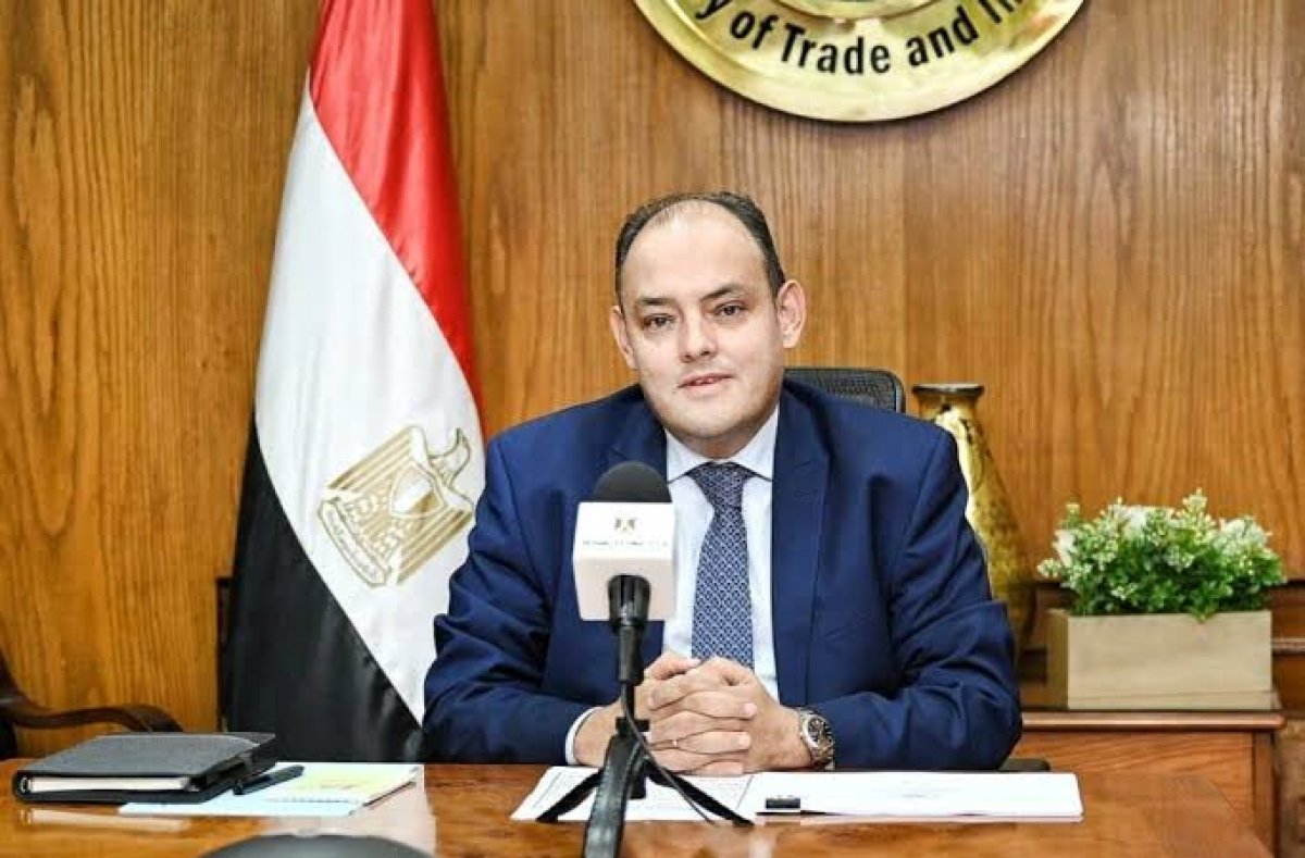 وزير  والصناعة يبحث مع مجموعة هايدلبرج ماتيريالز مصر المتخصصة في تصنيع الأسمنت خطط الشركة بمصر