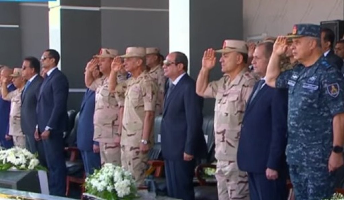 الرئيس السيسي: القوة الرشيدة أهم سمات الجيش المصري