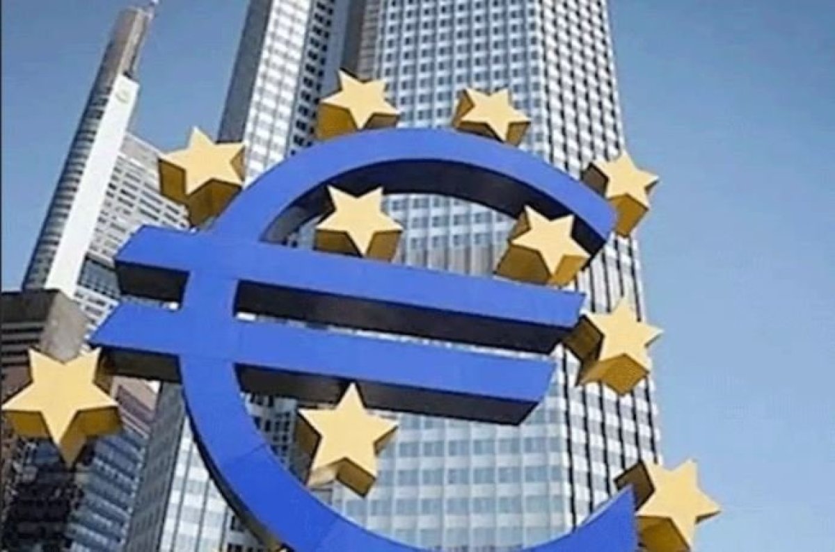 البنك المركزي الأوروبي يبقي على أسعار الفائدة 