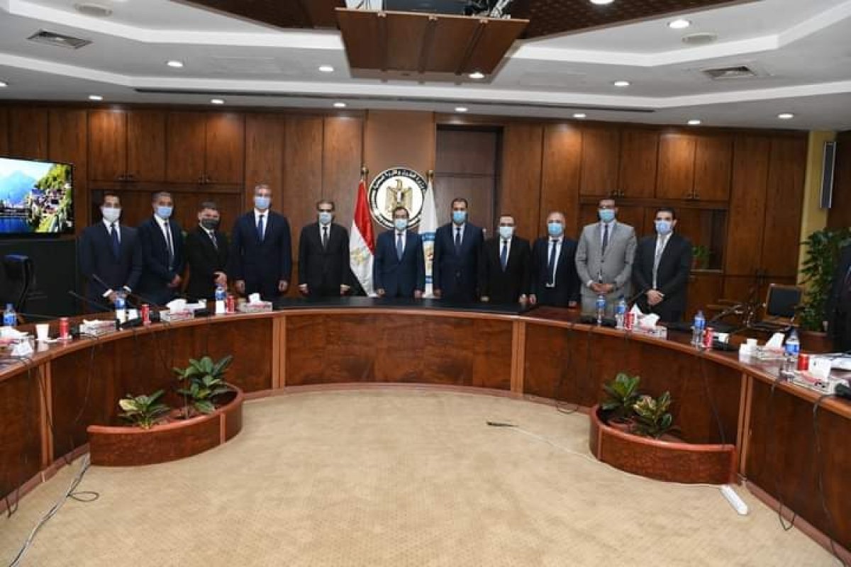 وزير البترول : لأول مرة .. بوابة مصر للاستكشاف والإنتاج نقلة نوعية لزيادة جذب الاستثمارات 