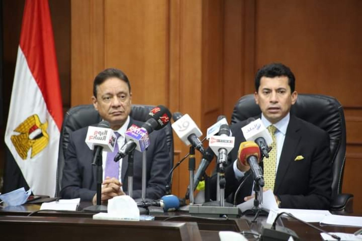 وزير الرياضة يبحث آليات مبادرة "مصر أولاً لا للتعصب" مع رئيس الأعلى للإعلام