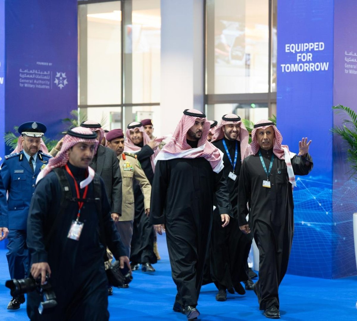 وزير الدفاع السعودي يفتتح معرض الدفاع العالمي 2024