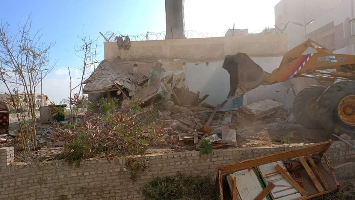 جهاز مدينة الشيخ زايد يواصل إزالة مخالفات البناء والظواهر العشوائية