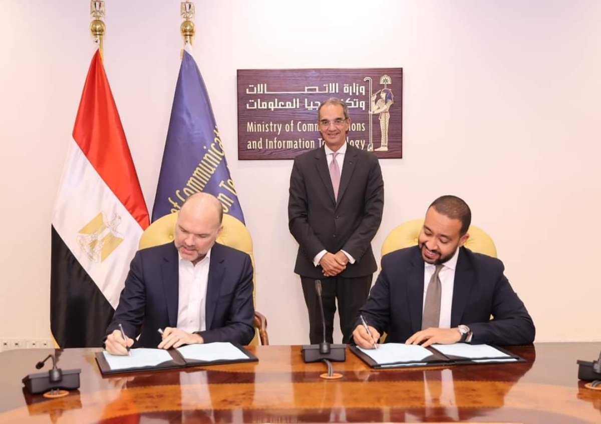 تعاون بين المصرية للاتصالات وشركة "إكسا إنفراستركتشر "EXA Infrastructure" الأوروبية لتعزيز حركة البيانات الدولية 