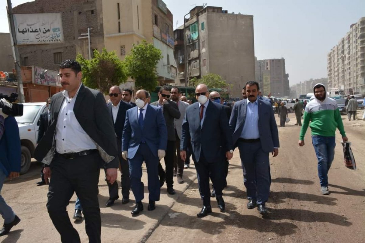 وزير التنمية المحلية ومحافظ القاهرة يتفقدان منطقة المطرية لمتابعة شكاوي المواطنين