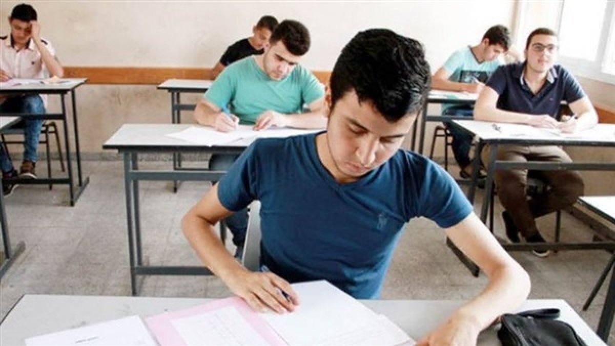 الحكومة تحسم الجدل حول تأجيل عقد امتحانات الفصل الدراسي الأول إلى مايو المقبل