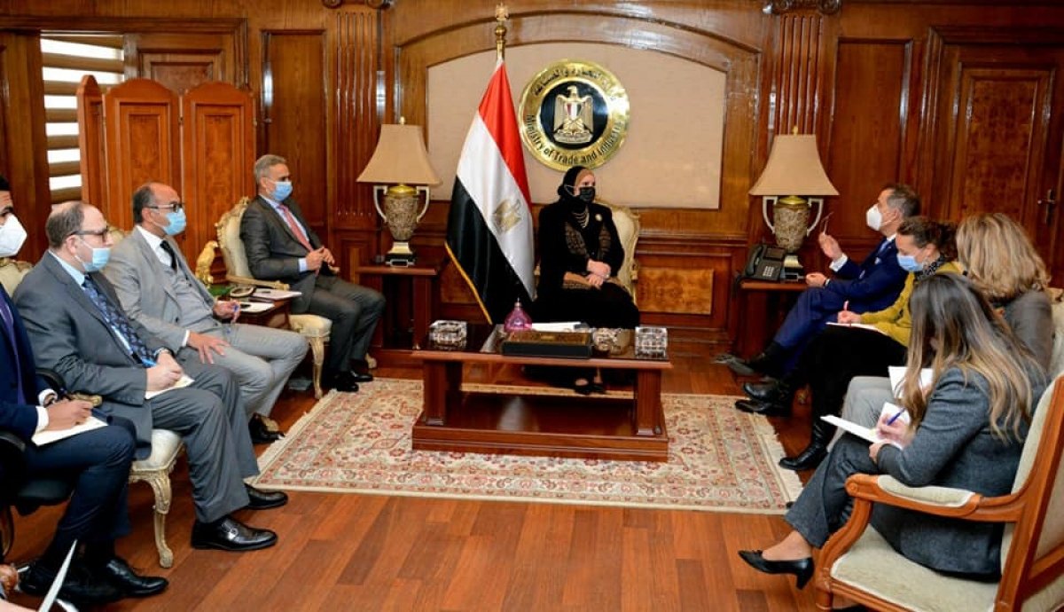 نيفين جامع 960 مليون دولار حجم التبادل التجاري مع سويسرا وحريصون على تعزيز التعاون الاقتصادي بين البلدين جريدة البوست الأقتصادى