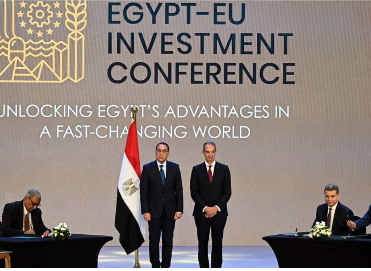 توقيع اتفاقيتين تجاريتين بين المصرية للاتصالات وميدوسا الأوروبية لنقل حركة الاتصالات الدولية 