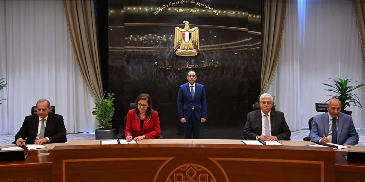 رئيس الوزراء يشهد توقيع اتفاقية مساهمين لتأسيس أربعة نماذج لجامعات دولية جديدة في مصر