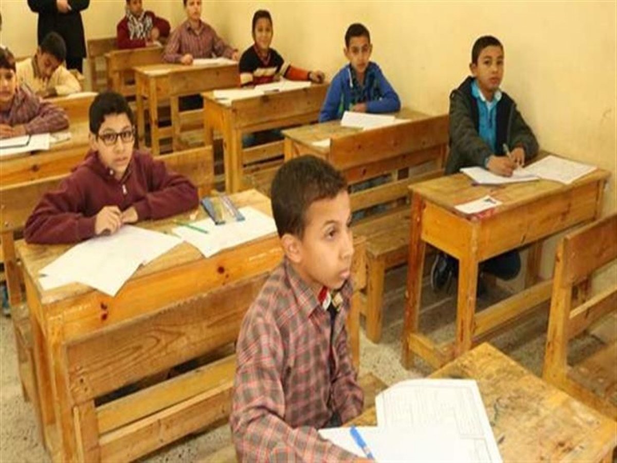الحكومة تكشف حقيقة إلغاء تدريس الآيات القرآنية والأحاديث لطلاب المدارس