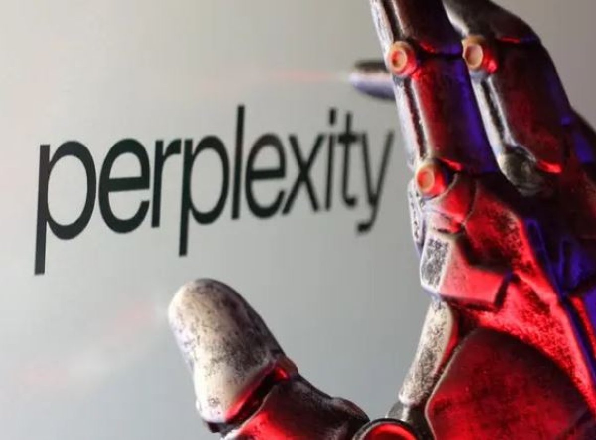 «بيربلكسيتي» تتيح متصفحها الذكي «Comet» بالمجان على مستوى العالم