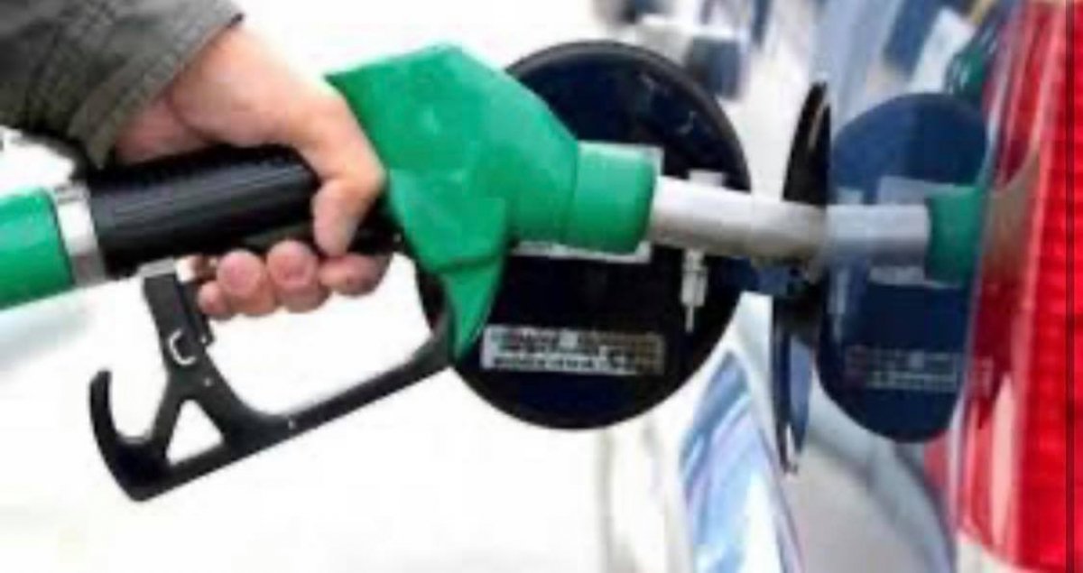  الحكومة تقرر تخفيض أسعار البنزين أبتداء من غدا السبت 11 أبريل