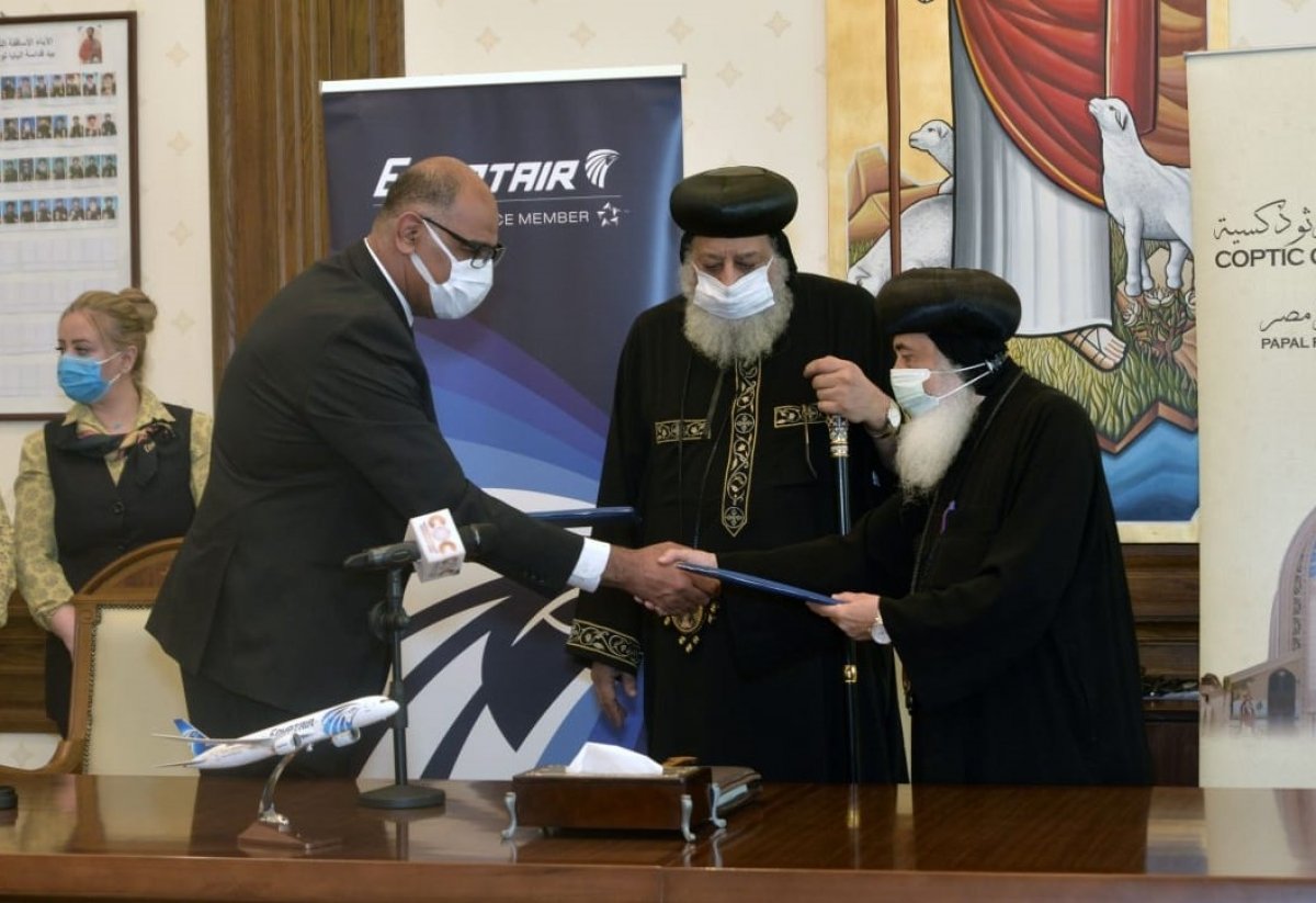 مصرللطيران توقع بروتوكول تعاون مع الكنيسة القبطية الأرثوذكسية