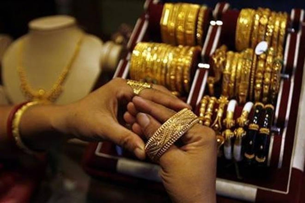 تراجع أسعار الذهب اليوم الجمعة.. وعيار 14 يسجل 723جنيهًا