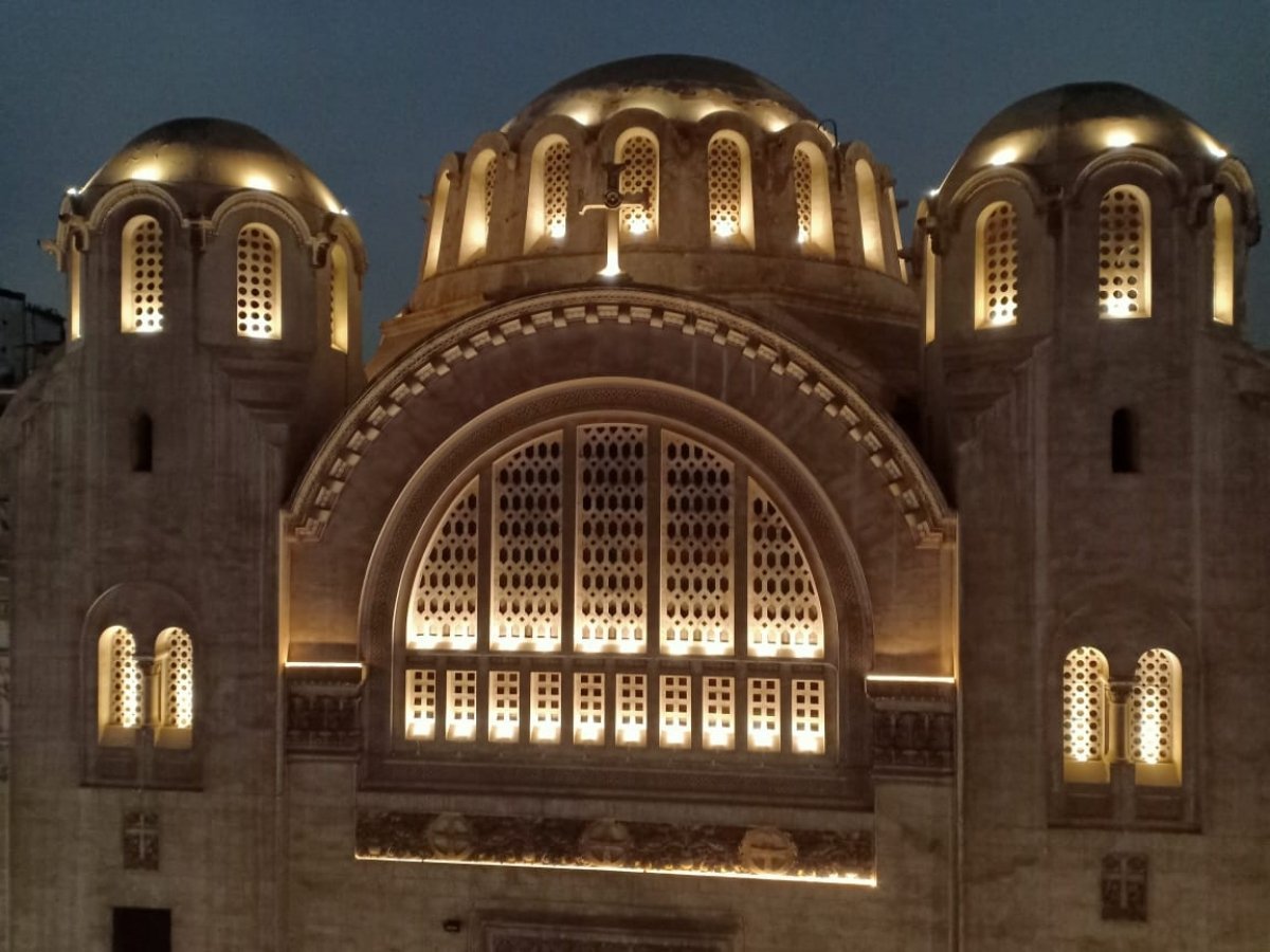 وزاره السياحة و الأثارتنتهى  من أضاءة كنيسة "البازيليك" ضمن الأستعدادات لافتتاح قصر البارون امبان