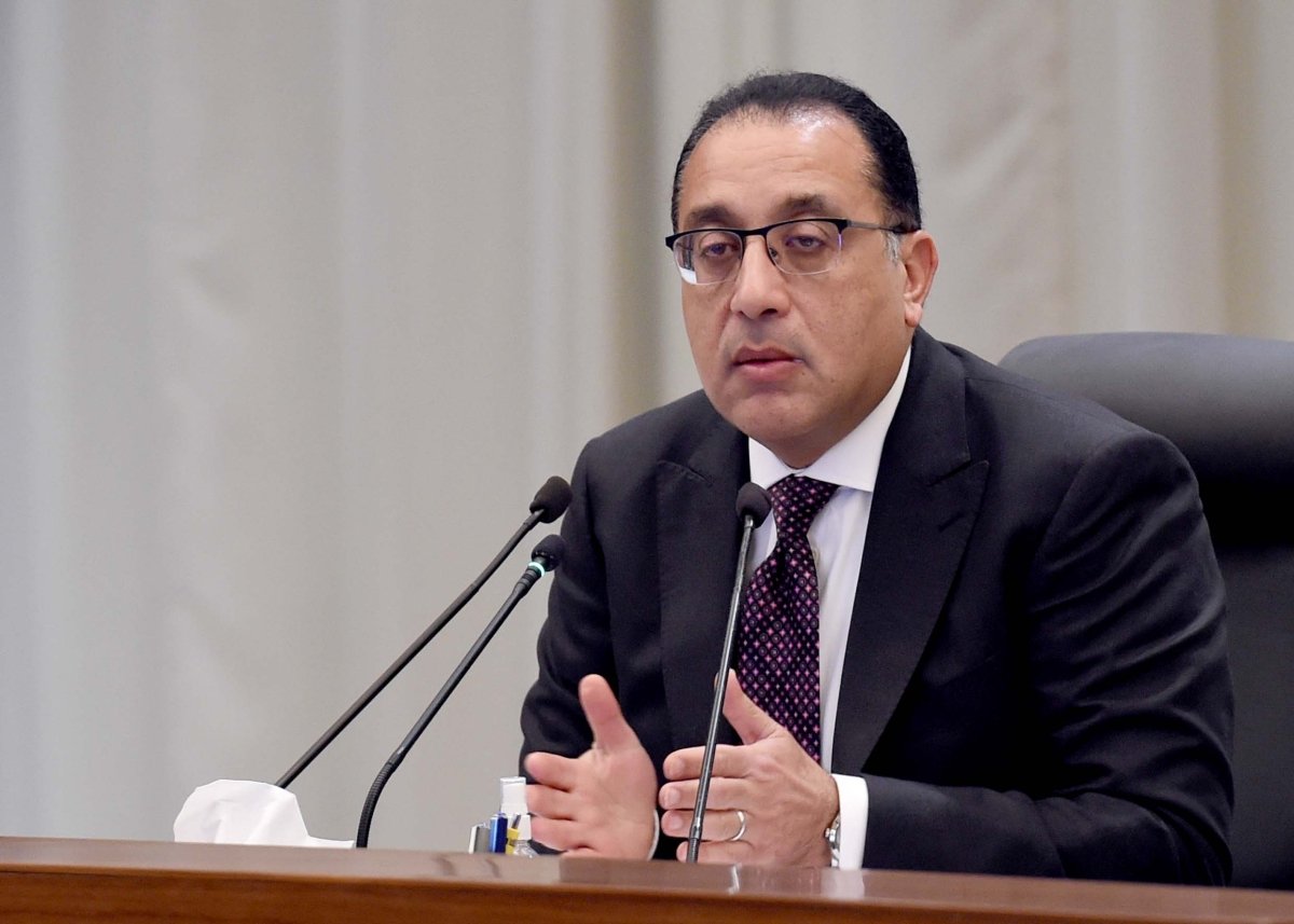 رئيس الوزراء يصل أبوظبي لإطلاق مبادرة الشراكة الصناعية بين مصر والإمارات والأردن