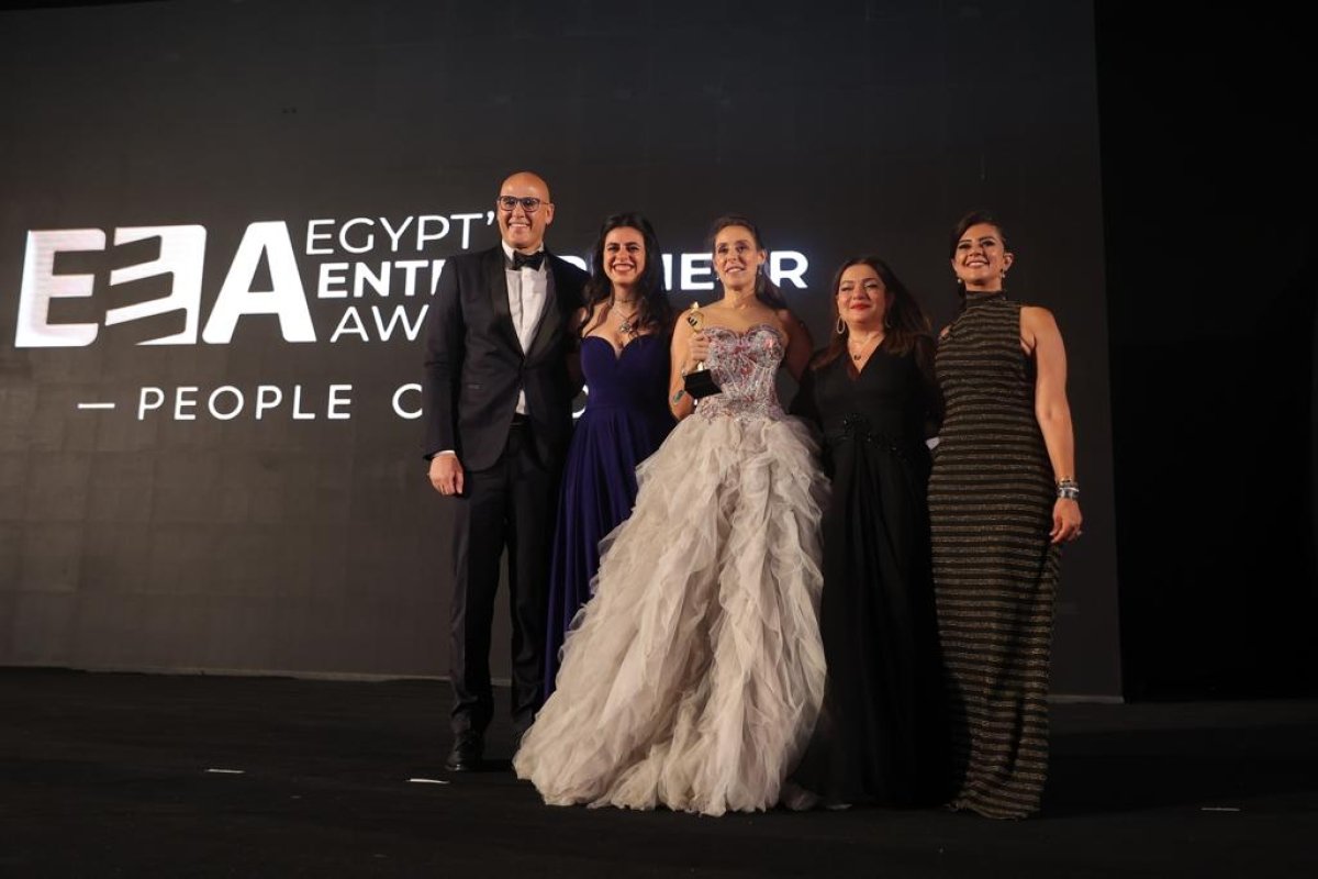 بيبسيكو مصر تقدم جائزة ريادة الأعمال للسيدات لعام 2022 لنادين عبد الغفار مؤسسة شركة “Art D’Egypte”