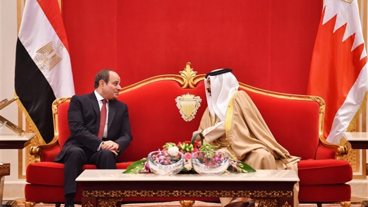 عاجل: الرئيس السيسي وملك البحرين يشهدان التوقيع على عدد من الاتفاقيات