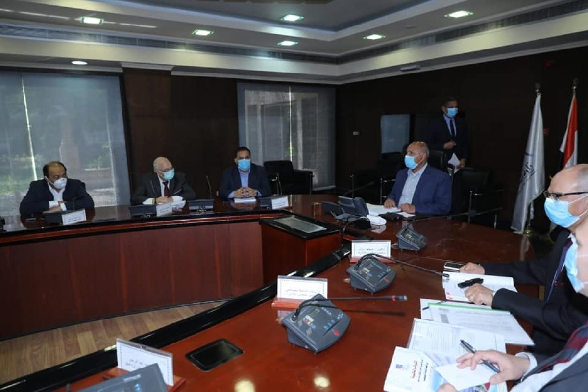 كامل الوزير يترأس إجتماع الجمعية العمومية العادية لشركة المركز الطبى لسكك حديد مصر