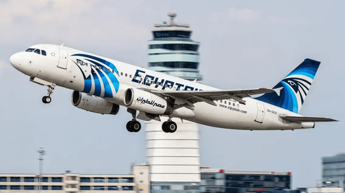 «مصر للطيران» تنظم 114 رحلة لعودة الحجاج