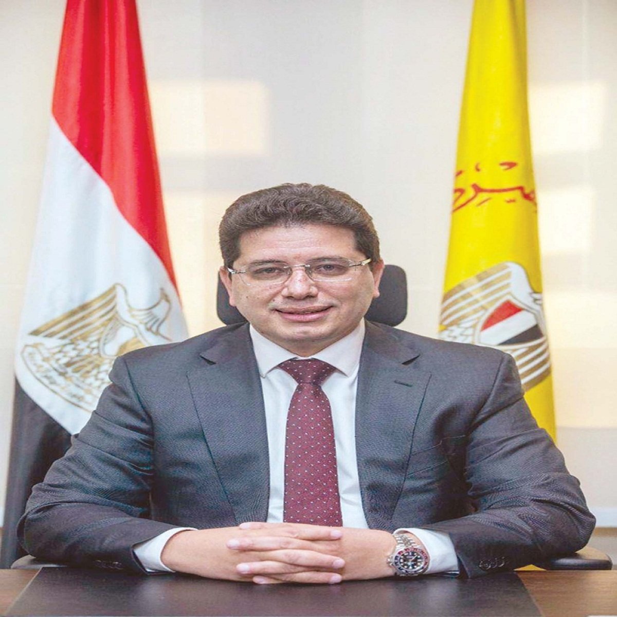 «المركزى المصري»: 250 مليار جنيه قيمة معاملات محافظ الهاتف المحمول خلال 6 أشهر
