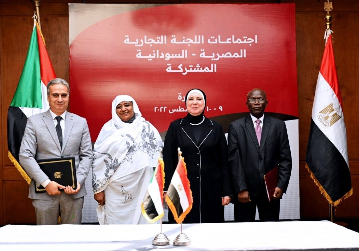 وزيرة التجارة والصناعة ونظيرتها السودانية تترأسان اجتماعات اللجنة التجارية المصرية السودانية المشتركة
