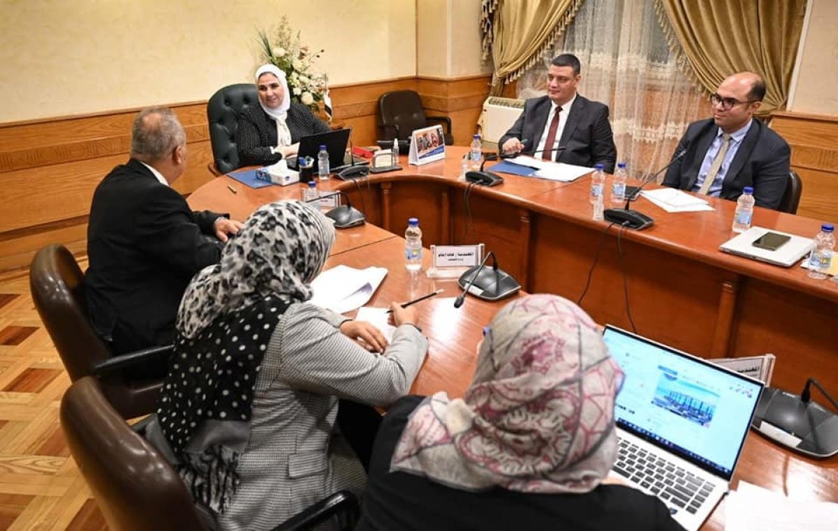 بشأن مشروع "أحمس".. نيفين القباج تستقبل نائب وزير الاتصالات لاستكمال استراتيجية التحول الرقمي