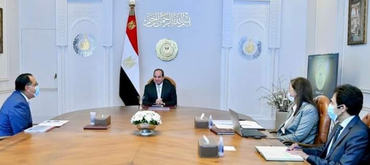 عاجل : الرئيس عبد الفتاح السيسي يتابع تطور المؤشرات الاقتصادية