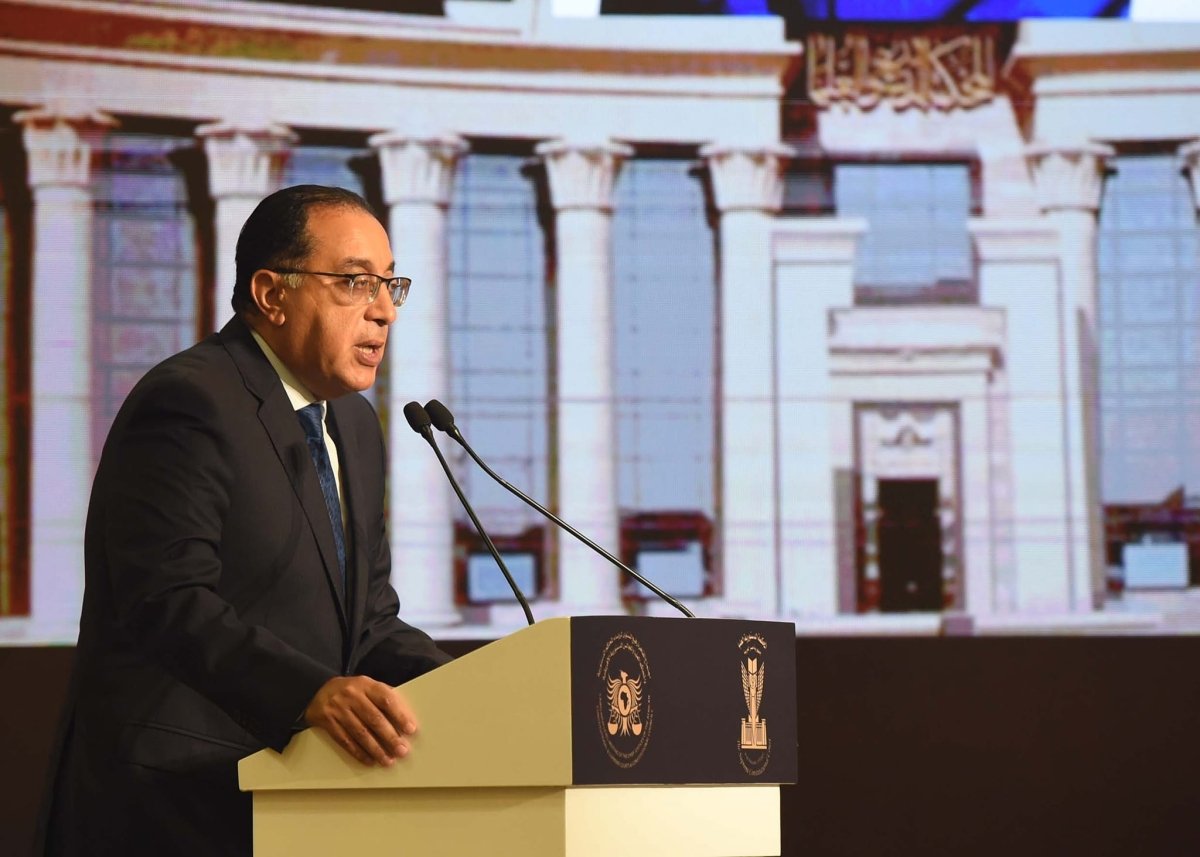 كلمة رئيس الوزراء خلال الجلسة الافتتاحية لاجتماع القاهرة السادس لرؤساء المحاكم الدستورية والمحاكم العليا والمجالس الدستورية الأفريقية