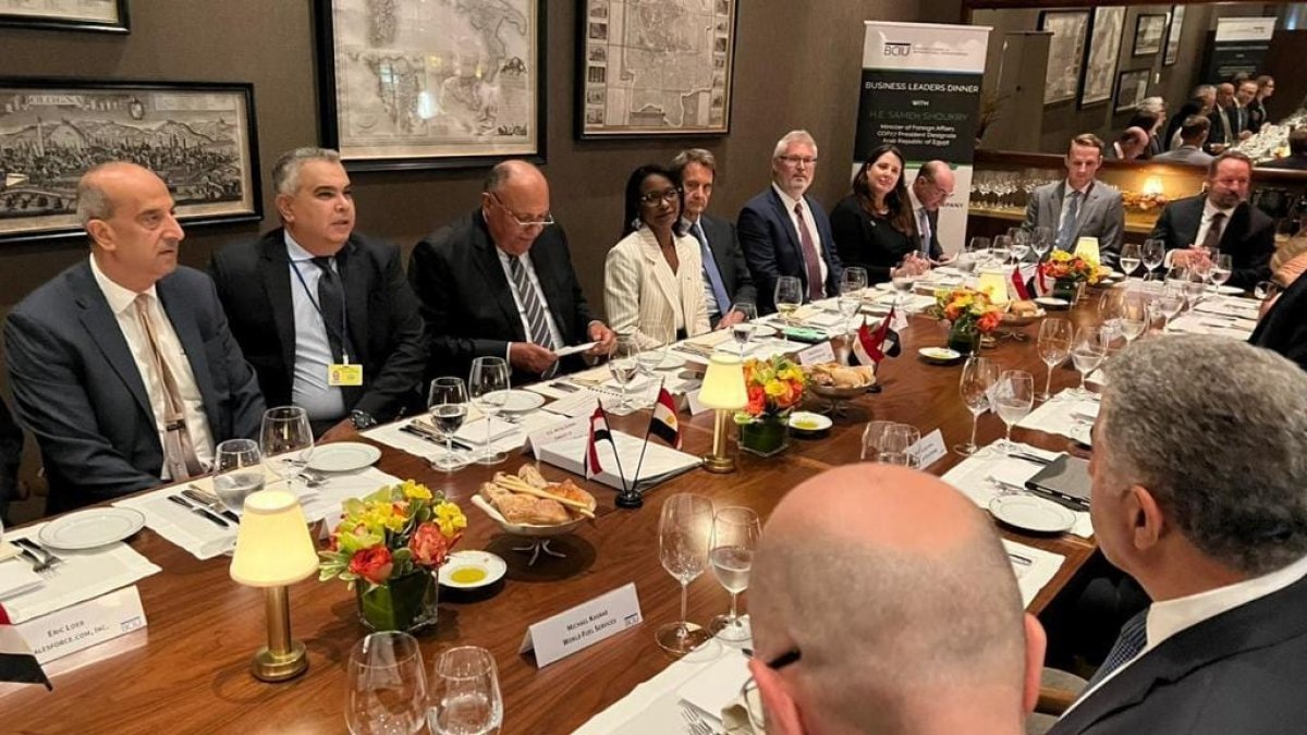 وزير الخارجية يختتم لقاءات يومه الأول في نيويورك بلقاء مع  أعضاء مجلس الأعمال للتفاهم الدولي