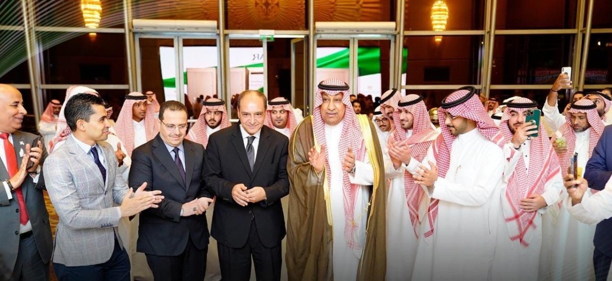 معاون وزير الإسكان يعرض فرص الاستثمار العقاري بمصر  بملتقى المستثمرين  بالمملكة العربية السعودية