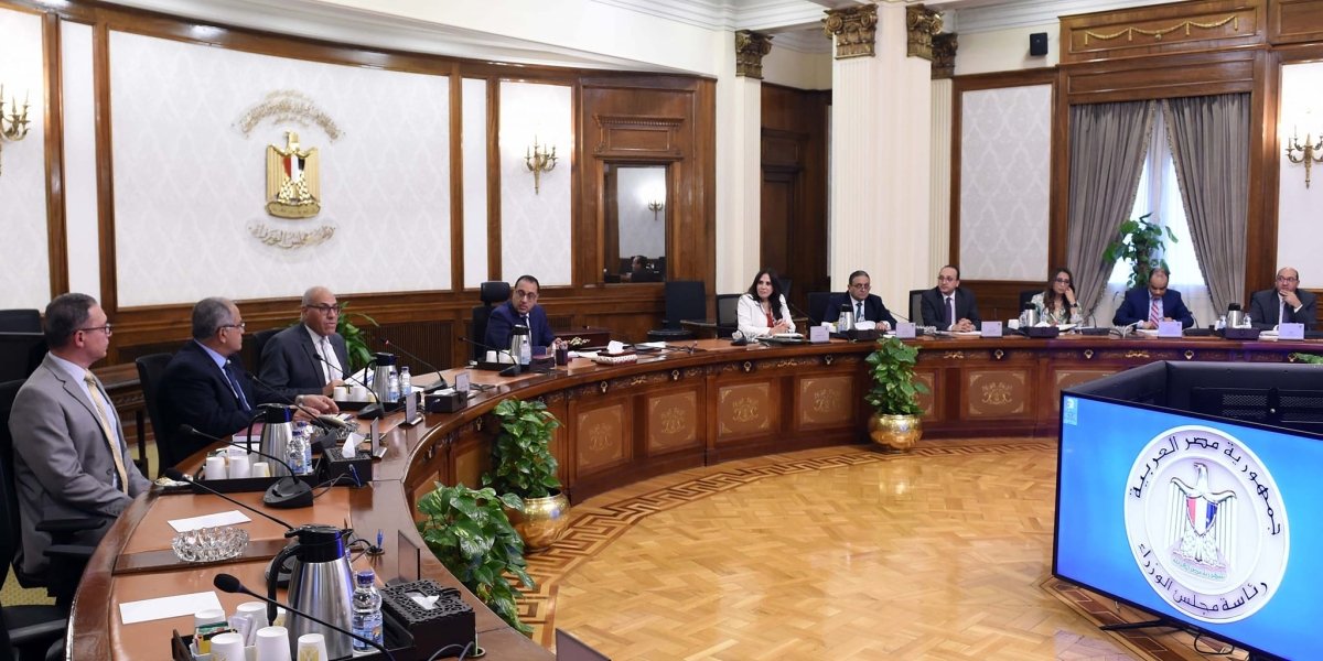 رئيس الوزراء يتابع خطة تطوير الهيئة العربية للتصنيع