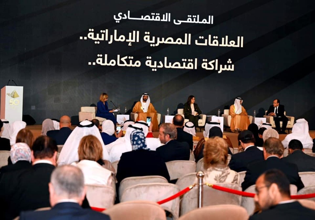 وزير التجارة والصناعة يشارك بجلسة نقاشية بعنوان "العلاقات المصرية الإماراتية: شراكة اقتصادية متكاملة" 