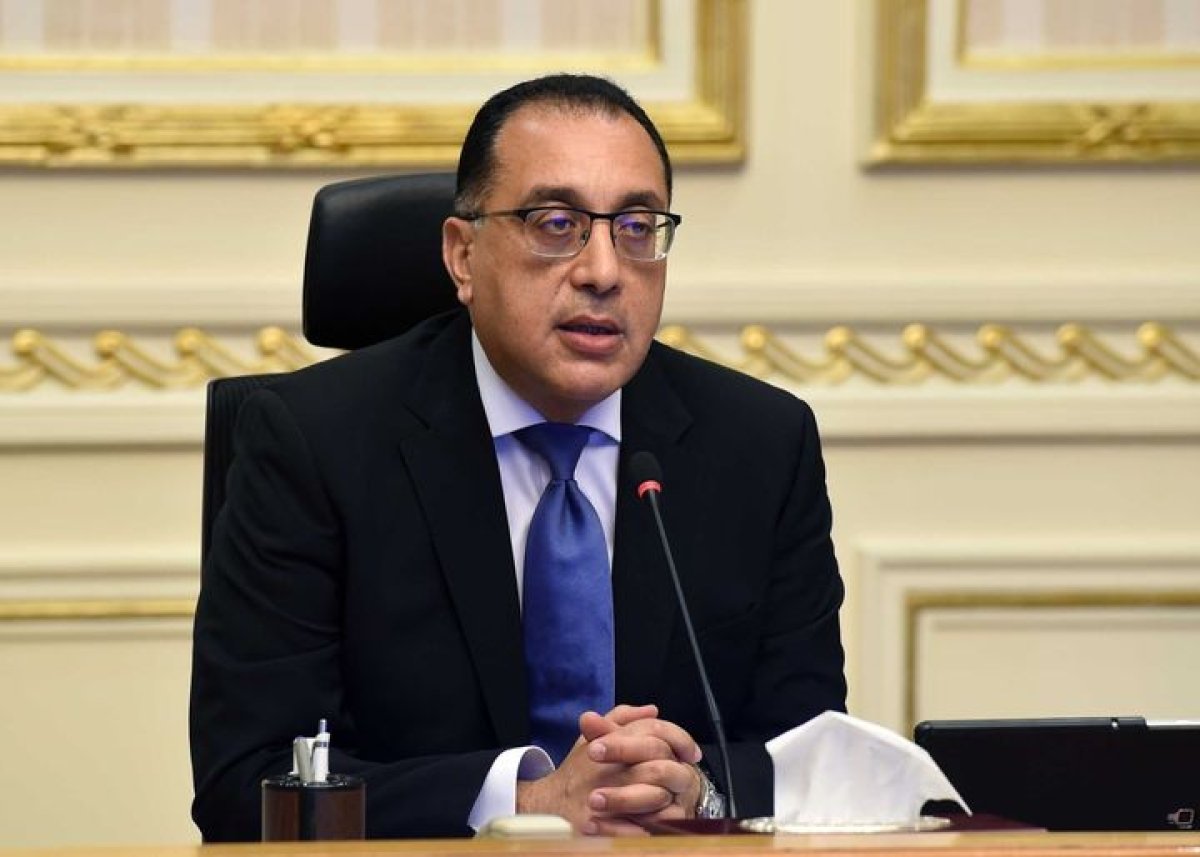 رئيس الوزراء يفتتح الجناح المصري بالمنطقة الزرقاء