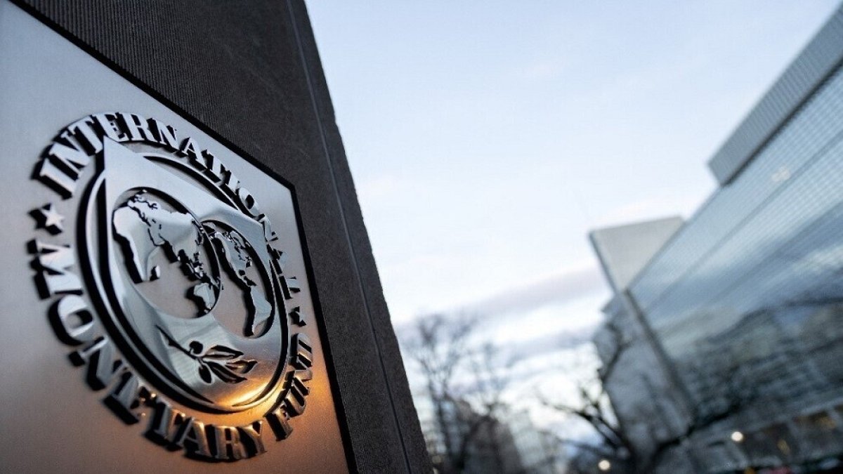 معلومات الوزراء يعد وثيقة للرد على أبرز القضايا المثارة بشأن "قرض صندوق النقد الدولي" 