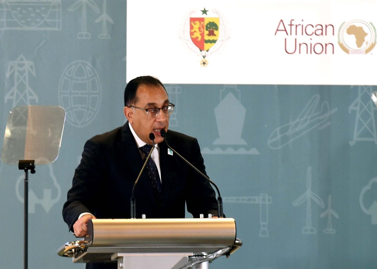 كلمة رئيس الوزراء خلال قمة "داكار لتمويل تنمية البنية التحتية في أفريقيا"
