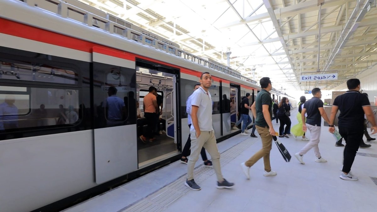 وزارة النقل توضح الحقائق بشأن ما أثير علي موقع التواصل الاجتماعي حول مشروع الخط الثاني للقطار الكهربائي السريع