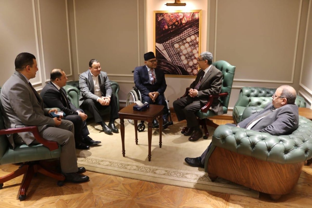 وزير الكهرباء يستقبل سفير نيبال بالقاهرة لبحث التعاون المشترك