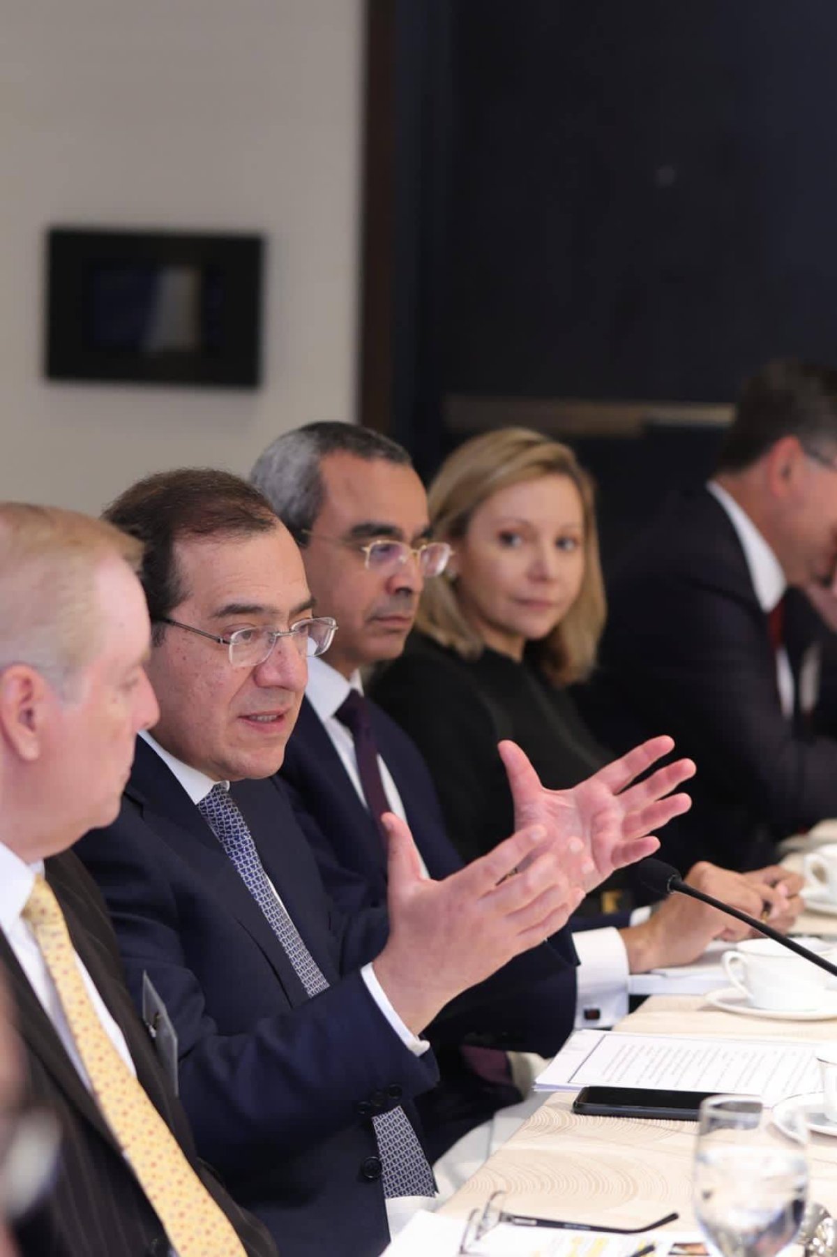 وزير البترول يلتقي عدداً من كبار المسئولين الأمريكيين على هامش مشاركته في مؤتمر سيراويك الدولى للطاقة