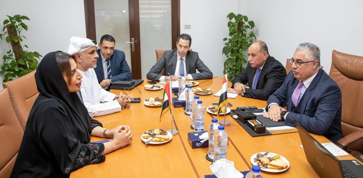 رئيس اقتصادية قناة السويس يلتقي رئيس القطاع الدولي لموانئ أبو ظبي لبحث التعاون خلال الفترة المقبلة
